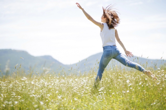 5 remèdes efficaces pour soulager les jambes lourdes