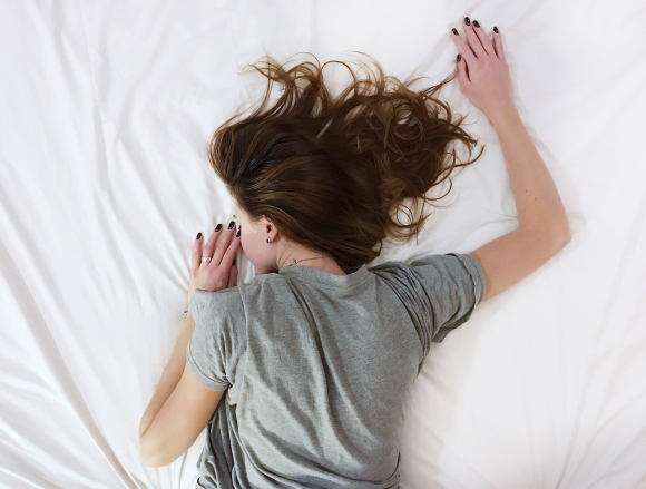Quel est l’impact de l’incontinence sur votre sommeil
